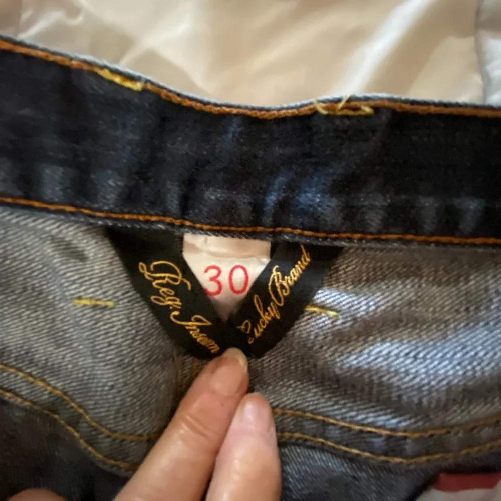 EUC Lucky Brand  Jeans sz 30 with Light Factory Distress - Picture 4 of 15